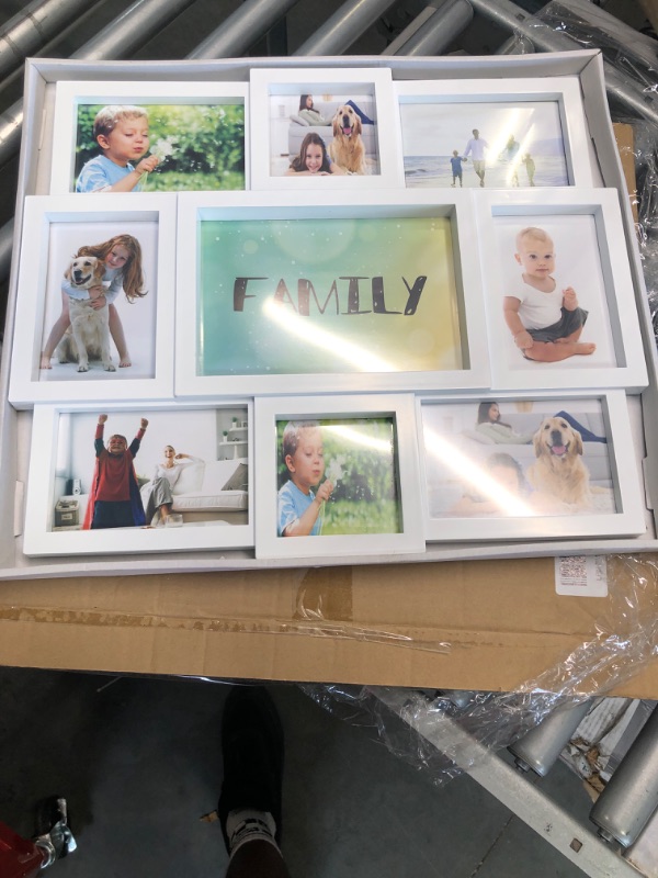 Photo 1 of 16 X 19 PICTURE FRAME 
