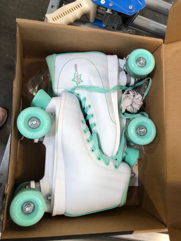 Photo 4 of Roller Derby Roller Star 600 Women's Roller Skates - White/Mint - Size 07