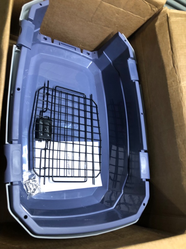 Photo 3 of Amazon Basics Two-Door Top-Load Hard-Sided Pet Travel Carrier Two-Door Top-Load 23-Inch