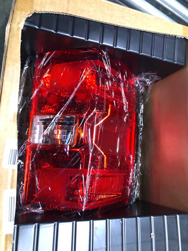 Photo 3 of 
PIT66 Tail Lights Assembly, Compatible with 2014-2019 Chevy Silverado/2015-2019 GMC Sierra Tail Lamp Passenger Side Red LensPIT66 Tail Lights Assembly, Compatible with 2014-2019 Chevy Silverado/2015-2019 GMC Sierra Tail Lamp Passen…