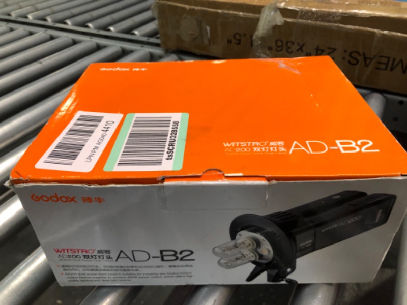Photo 3 of 
Godox AD-B2 Dual Power Twin Head Bowens Mount to Install 2 Godox AD200 or AD200 Pro Pocket Flash or Flashpoint eVOLV 200 TTL Modular Strobe Light Together to Achieve 400W Power OutputGodox AD-B2 Dual Power Twin Head Bowens Mount to Install 2 Godox AD200 