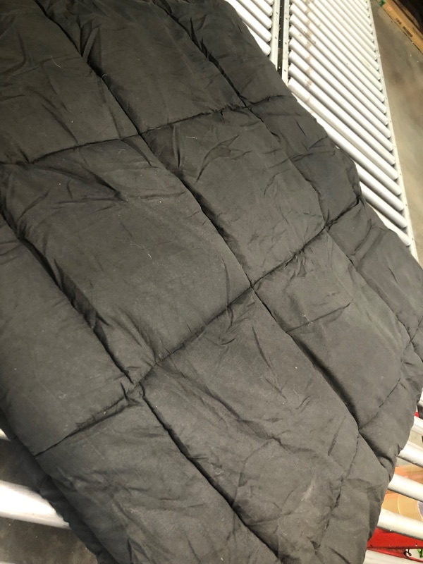 Photo 5 of  All Season Queen Comforter Cooling Down Alternative Quilted Duvet Insert with Corner Tabs,Winter Warm Hotel Comforter,Machine Washable-88 x 88 Inches,Black
