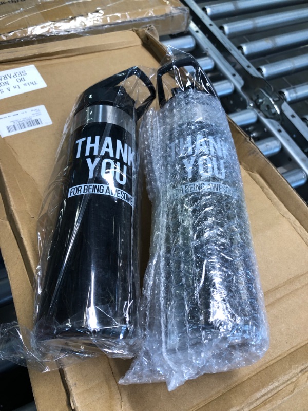 Photo 3 of 
Inbagi 2Pcs Thank You Gifts Plastic Water Bottle 21oz Snap Lid Water Bottle Portable Sports Water Bottle Thank You for Being Awesome Sign Employee...