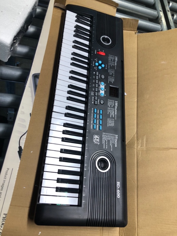 Photo 2 of 61 key piano keyboard, Electronic Digital Piano with Built-In Speaker Microphone, Portable Keyboard Gift Teaching for Beginners?electric piano for kids 61 Keys Keyboard piano
