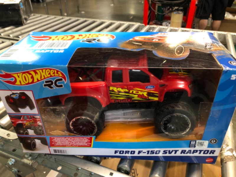 Photo 3 of ?Hot Wheels Remote Control Truck, Red Ford F-150 RC Vehicle With Full-Function Remote Control, Large Wheels & High-Performance Engine, 2.4 GHz With Range of 65 Feet HW FORD TRUCK RC
unable to test