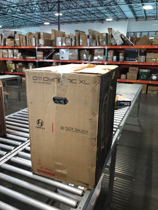 Photo 1 of Lian Li O11 Dynamic XL ROG Certified (Silver) ATX Full Tower Gaming Computer Case Silver O11Dynamic XL Computer Case