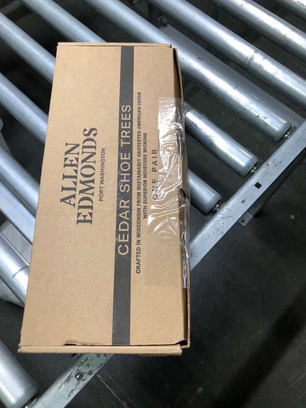 Photo 1 of Allen Edmonds Men's Combination Cedar Shoe Tree Small