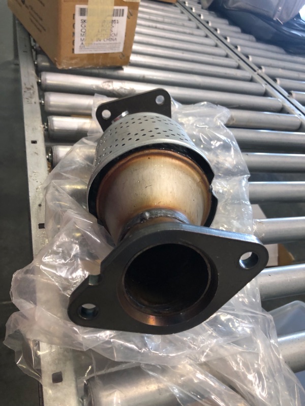Photo 1 of AUTOSAVER88 ATCC0016 2" Inlet/Outlet Universal Catalytic Converter with Heat Shield (EPA Compliant)