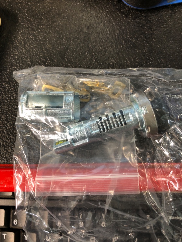 Photo 2 of 7012918 Ignition Lock - Full Repair Kit (HU100) Strattec Lock Part