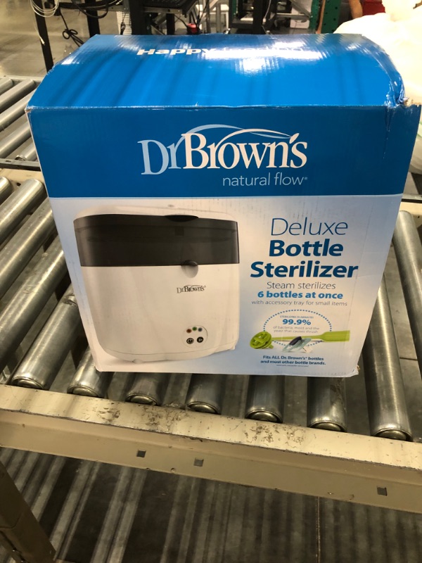 Photo 2 of Dr. Brown's Deluxe Bottle Sterilizer and Baby Bottle Cleaning Brush with Sponge and Scrubber Bundle Sterilizing & Cleaning Set **ITEM HAS BEEN USED & IS MISSING BOTTLE BRUSH CLEANERS**