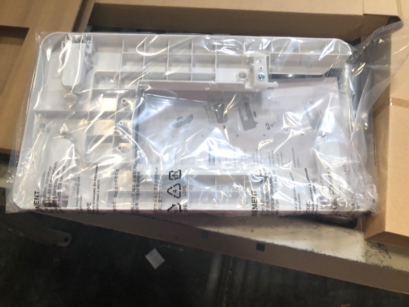 Photo 1 of Brother HC1850 Computerized Sewing and Quilting Machine and Brother SA156 Top Load Bobbins, 2 packs of 10 (20 total)
**BRAND NEW IN BOX STILL WRAPPED IN FACTORY PACKAGING**