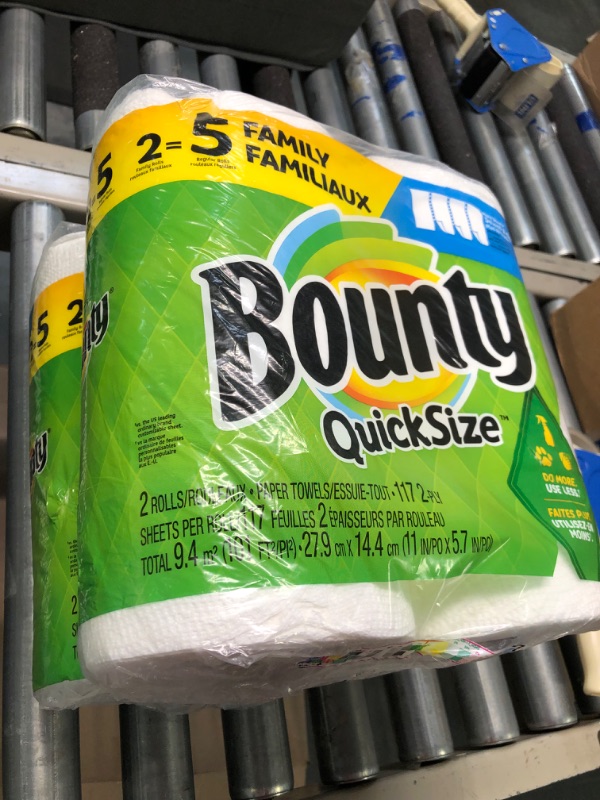 Photo 2 of Bounty Select-A-Size Paper Towels, 2 Double Plus Rolls, White, 2 Double Plus Rolls : 5 Regular Rolls (Pack of 2) 113 Count (Pack of 4)