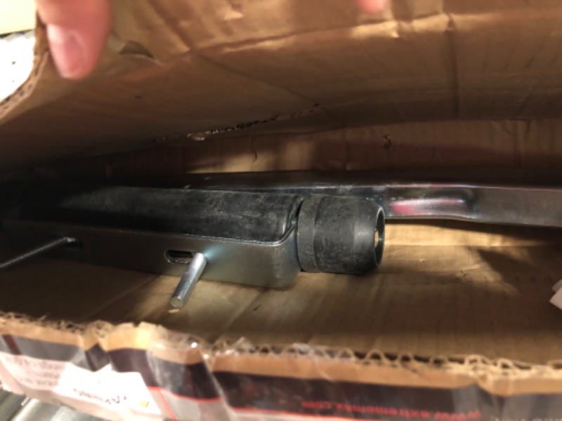 Photo 1 of Extreme Max 3005.3825 Side Mount Roller Guide-On System