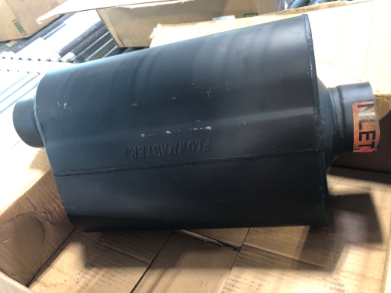 Photo 2 of Flowmaster 853057 3 In(C)/Out(O) Super 50 409s Muffler