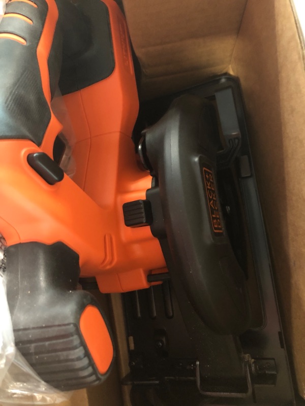 Photo 1 of BLACK+DECKER 20V MAX 5-1/2-Inch Cordless Circular Saw ()