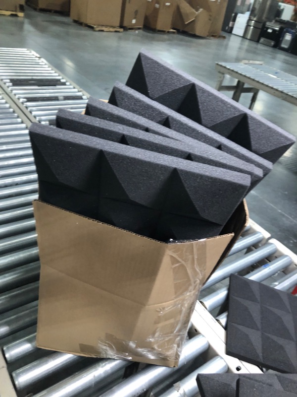 Photo 4 of  36 Acoustic Soundproof Foam, Increase Sound Clarity Soundproof Foam Flame Retardant for Indoor Sound Absorption Processing for Indoor Sound Insulation(Encrypted flame retardant black)