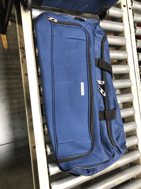 Photo 2 of American Tourister Fieldbrook XLT Softside Upright Luggage, Navy, 4-Piece Set (BB/DF/21/25) 4-Piece Set (BB/DF/21/25) Navy