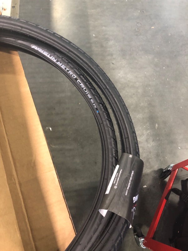 Photo 1 of Arisun Unisex_Adult Metro Cruiser City Bicycle Tyres, Black, 28" 700x38C 40-622