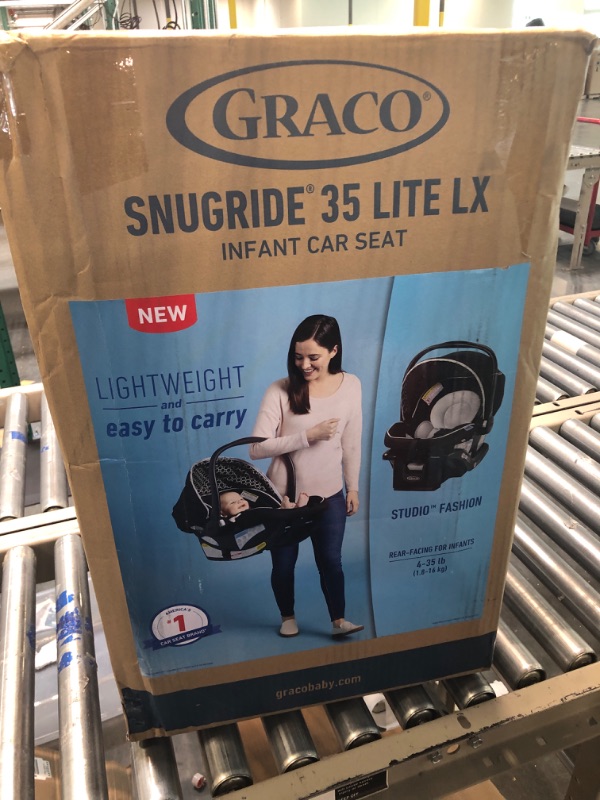 Photo 3 of Graco SnugRide 35 Lite LX Infant Car Seat, Studio SnugRide 1 Count (Pack of 1) Studio