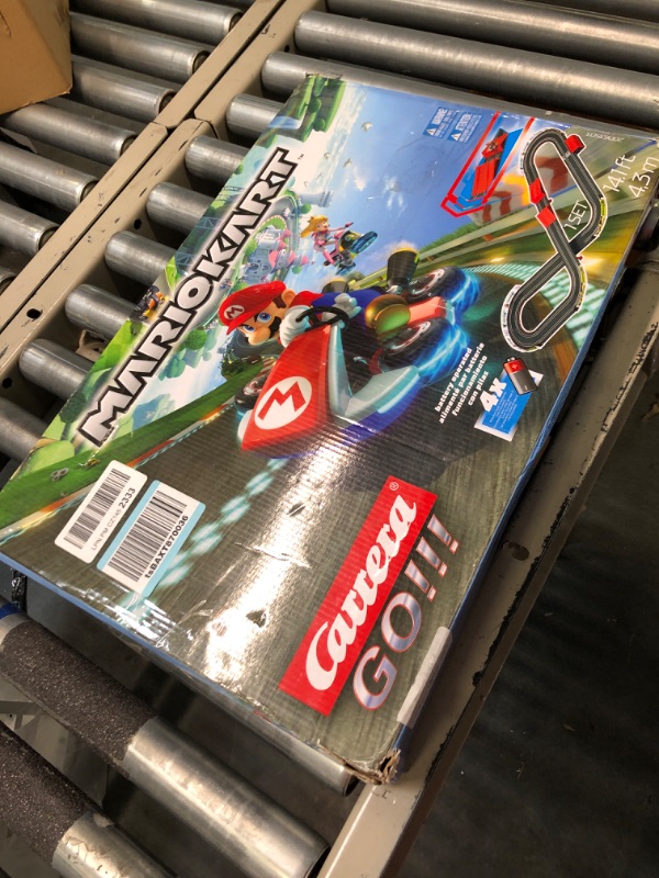 Photo 2 of Carrera Mario Kart 8 Racing Track Set