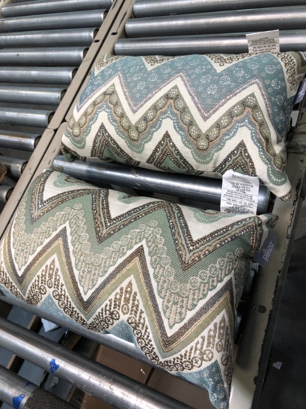 Photo 1 of pillow perfect