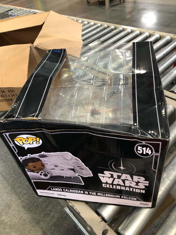 Photo 1 of Funko Pop! Ride Super Deluxe: Star Wars - Lando Calrissian in The Millenium Falcon (Shared Galactic Convention, Amazon Exclusive), Multicolor