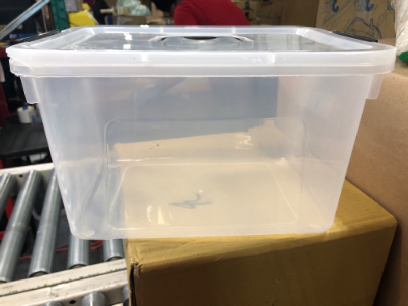 Photo 6 of ***** LIDS DAMAGED, UNUSABLE***** Fiazony 8 L Plastic Clear Storage Box, 2-Pack Storage Latch Box with Lid