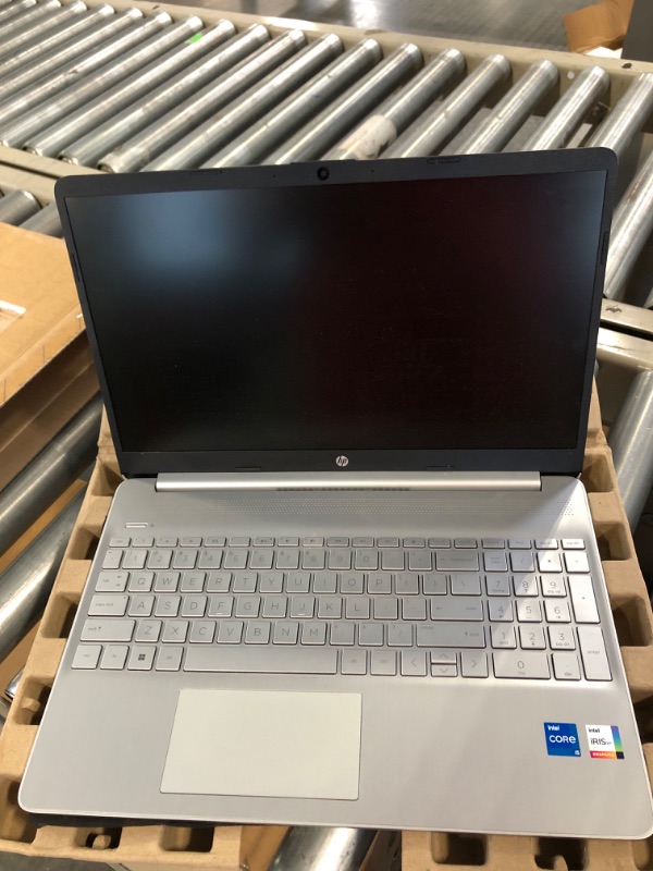 Photo 3 of HP15.6 Inch Laptop, Intel Iris Xe Graphics, 12th Generation Intel Core Processor, 8 GB RAM, 256 GB SSD & Lenovo Laptop Shoulder Bag T210, 15.6-Inch Laptop or Tablet, Sleek