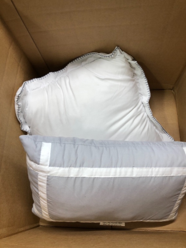 Photo 3 of White / grey Full  90in x 90in comforter set 2 4 pillow cases 2 small bed pillows c