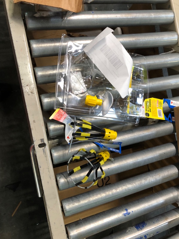 Photo 1 of Bayco LBC-600SDL8 LBC-600SDL Bulb Changer, 4 Piece Set, Yellow