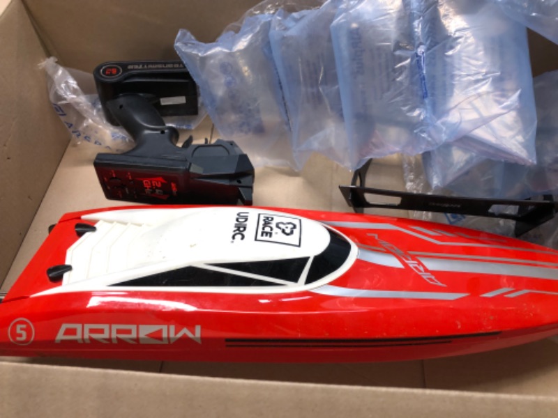 Photo 1 of Cheerwing 25" RC Brushless 30 MPH High Speed Boat Large Racing Remote Control Boat for Adults and Kids