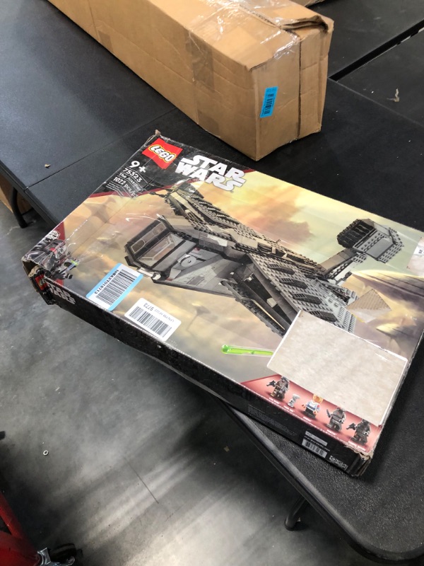 Photo 1 of LEGO Star Wars The Justifier 75323 Building Toy Set for Kids, Boys, and Girls Ages 9+ (1,022 Pieces) FrustrationFree Packaging