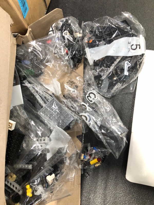 Photo 1 of LEGO Star Wars The Justifier 75323 Building Toy Set for Kids, Boys, and Girls Ages 9+ (1,022 Pieces) FrustrationFree Packaging
