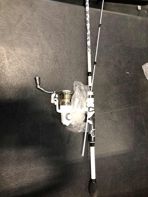 Photo 1 of Abu Garcia Pro Max & Max Pro Spinning Reel and Fishing Rod Combos (All Models & Sizes) Max Pro (New Model) 7' - M - 1pc with Berkley Flicker Shad Bait