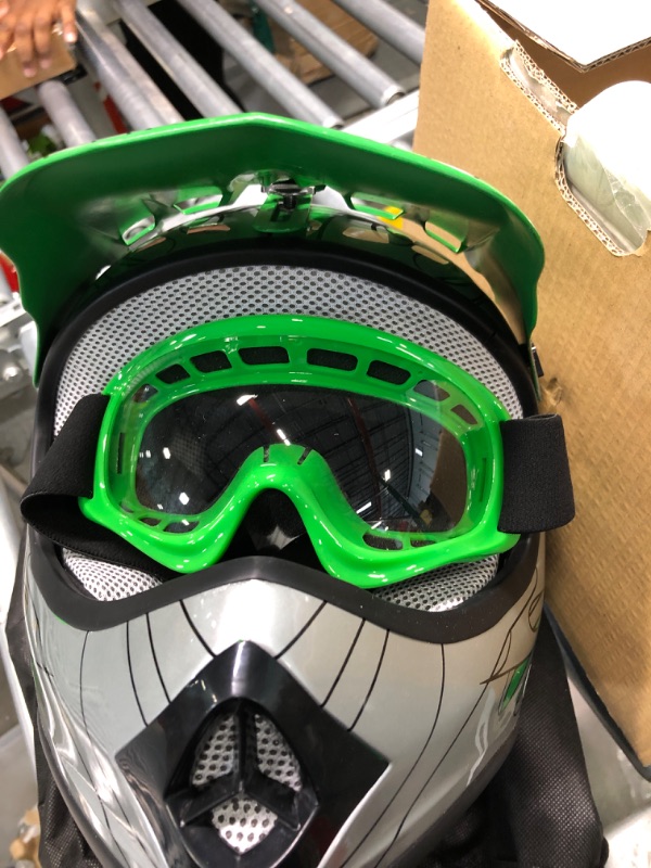 Photo 4 of TCT-MOTORPARTS Green Flame DOT Kids Youth Motocross Helmets ATV Off-Road Dirt Bike Motorcycle Full Face Helmet+Gloves+Goggles Large Green Flame Youth Large