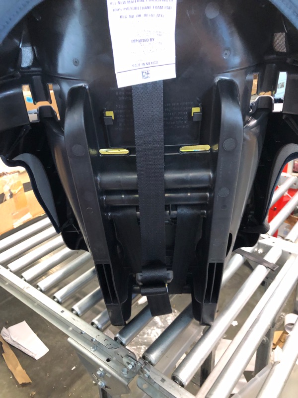 Photo 1 of Cosco Finale DX 2-in-1 Booster Car Seat, Forward Facing 40-100 lbs, Rainbow