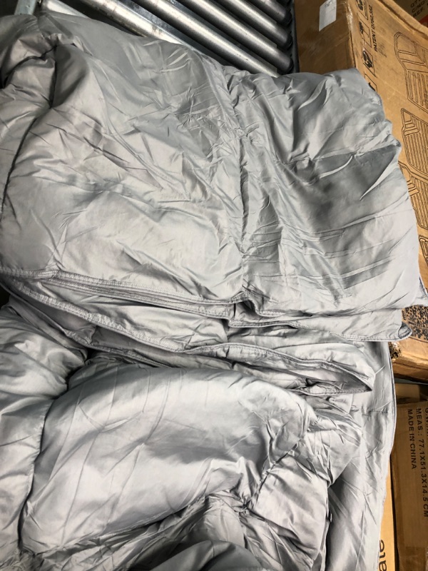Photo 1 of All Season Quilted Down Alternative Comforter for King Bed, 300GSM Mashine Washable Microfiber Bedding Comforter with Corner Tabs
