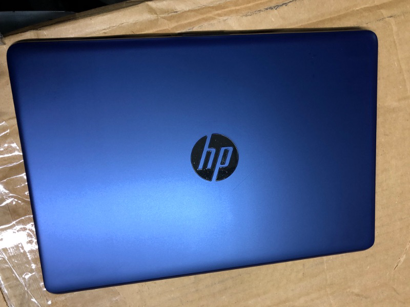 Photo 1 of hp stream blue laptop sn#: 5cd1396f24 model#: rtl8822ce
 HP Stream 14in laptop, Intel Celeron N4020 Dual-Core Processor, 