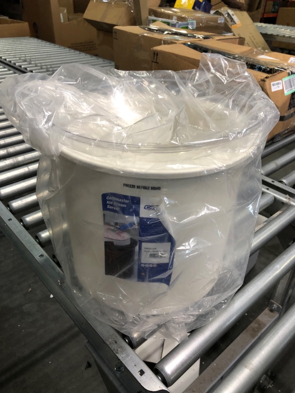 Photo 3 of Carlisle FoodService Products Coldmaster Plastic Ice Cream Server and Lid, 3 Gallon, White