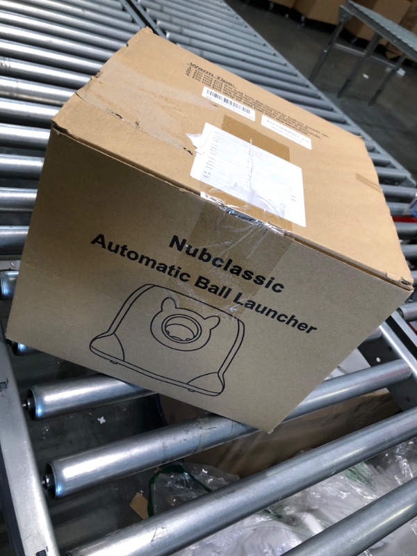 Photo 5 of YEEGO DIRECT Ball Launcher for Dogs - Automatic Dog Ball Launcher with 5 Tennis Ball - Interactive Dog Toys Pet Ball Indoor Thrower Machine Green