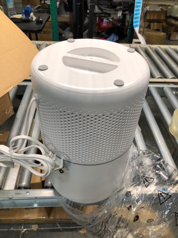 Photo 4 of Levoit Core 200S Smart True HEPA Air Purifier