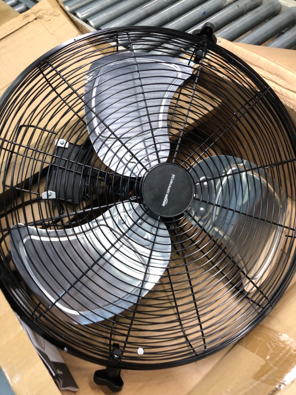 Photo 5 of AmazonCommercial 18-Inch High Velocity Industrial Fan 18"