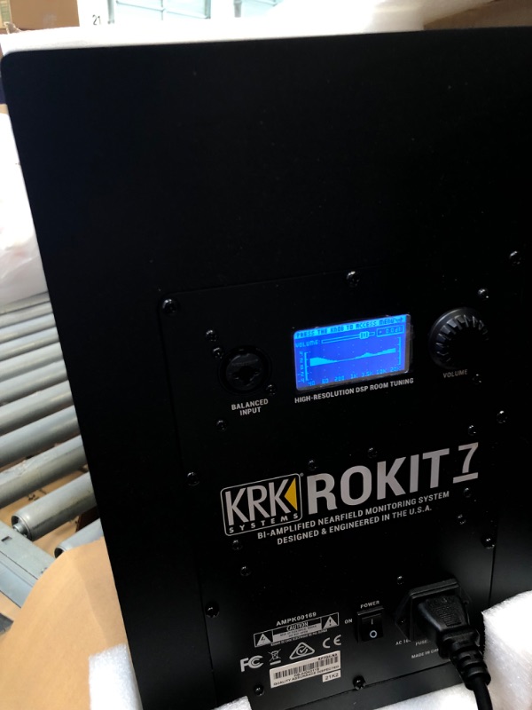 Photo 2 of KRK ROKIT7G4 KRK 7" POWERED MONITOR Black RP7-G4 MONITOR