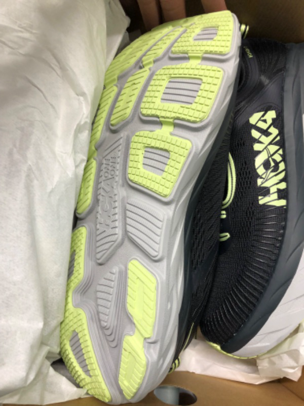 Photo 4 of HOKA ONE ONE Men's Bondi 7 Running Shoe ( US M 10 )