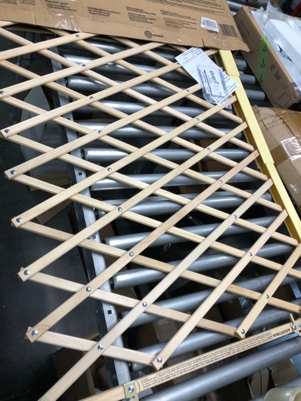 Photo 1 of Evenflo Expansion Walk Thru Room Divider Gate