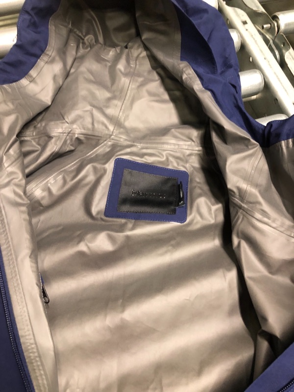 Photo 1 of Marmot Women's Essential Lightweight, Waterproof, Gore-tex Jacket
color navy, size small