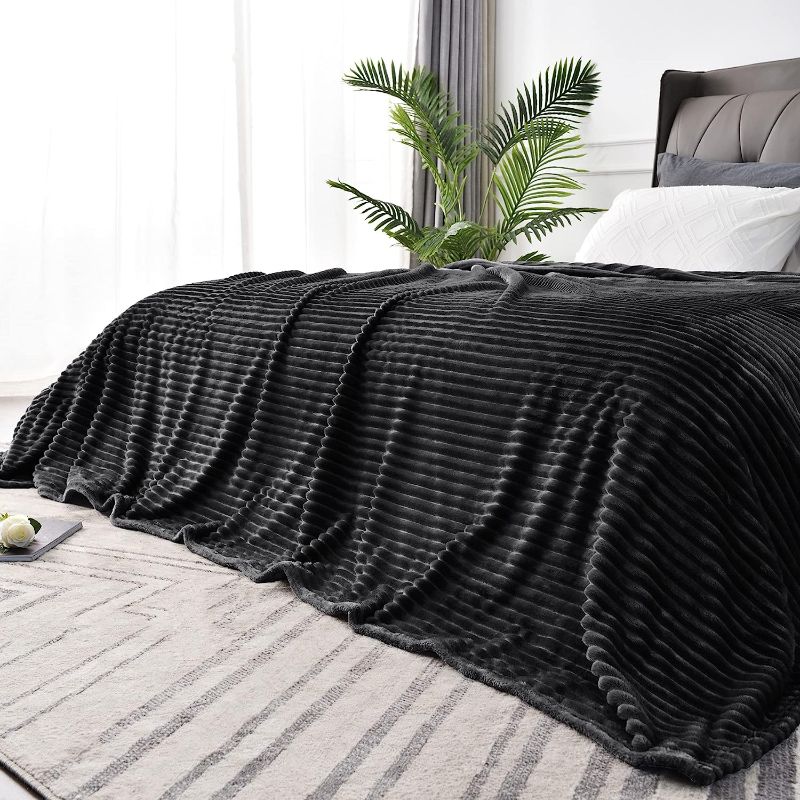 Photo 1 of BEDELITE Fleece Blanket King Size – 3D Ribbed Jacquard Soft and Warm Decorative Fuzzy Blankets – Cozy, Fluffy, Plush Lightweight Throw Blankets for Couch, Bed, Sofa(Black, 108x90 inches)
