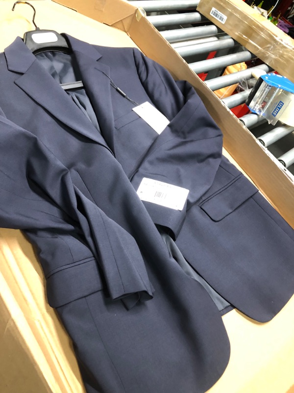 Photo 3 of Calvin Klein Skinny Fit Men’s Suit Separates with Performance Stretch Fabric Jacket 40 Short Navy