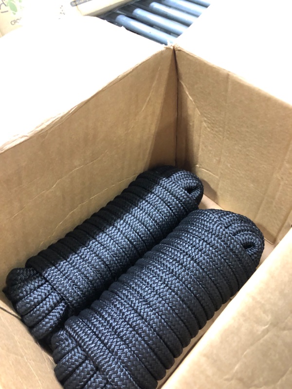 Photo 5 of Amarine Made 4-Pack 5/8" x 25' Double Braided Nylon Dock Lines 7700 lbs Breaking Strength (L: 25 ft. D: 5/8 inch Eyelet: 15 inch) 4 Pack of Marine Mooring Rope Boat Dock Lines 4 Pack 25ft black