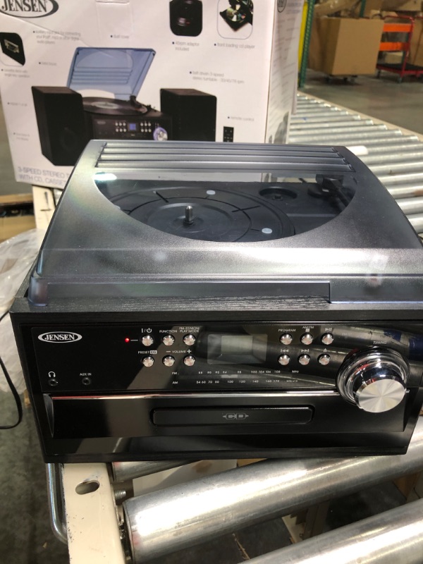 Photo 4 of JENSEN JTA-475B 3-Speed Stereo Turntable with CD System, Cassette, and AM/FM Stereo Radio Black